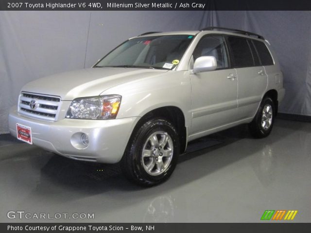 2007 Toyota Highlander V6 4WD in Millenium Silver Metallic