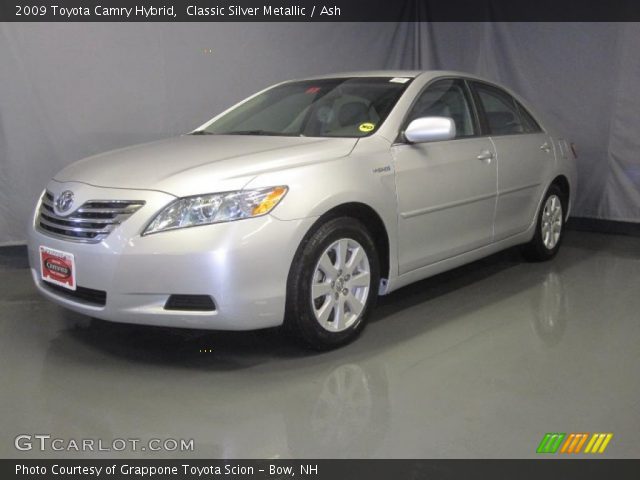 2009 Toyota Camry Hybrid in Classic Silver Metallic