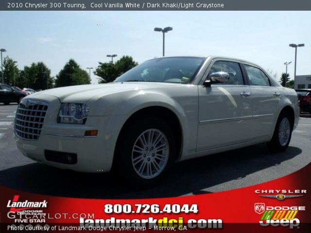 2010 Chrysler 300 Touring in Cool Vanilla White