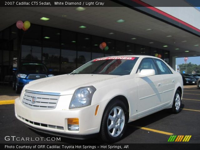 2007 Cadillac CTS Sedan in White Diamond