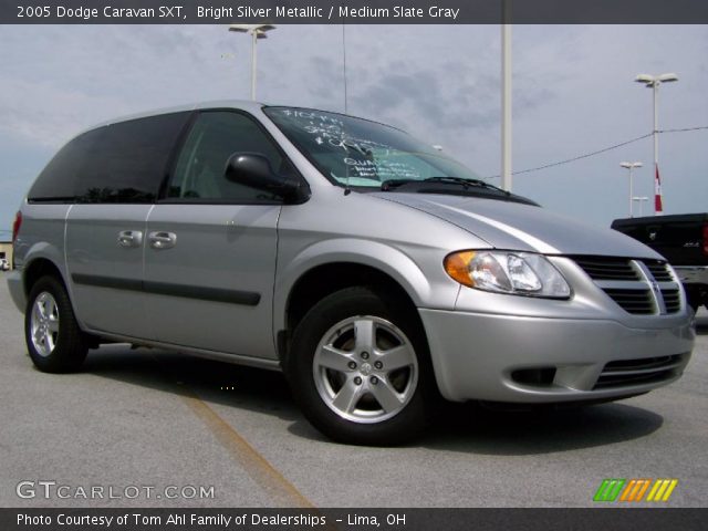 2005 Dodge Caravan SXT in Bright Silver Metallic