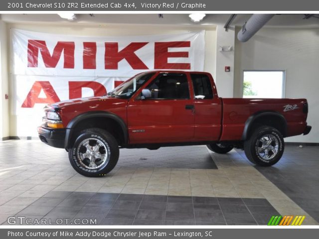 2001 Chevrolet S10 ZR2 Extended Cab 4x4 in Victory Red
