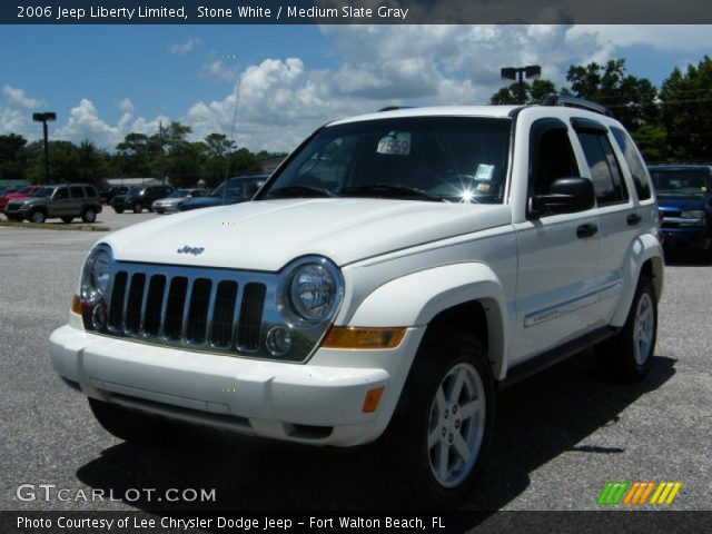 White jeep liberty 2006 #2