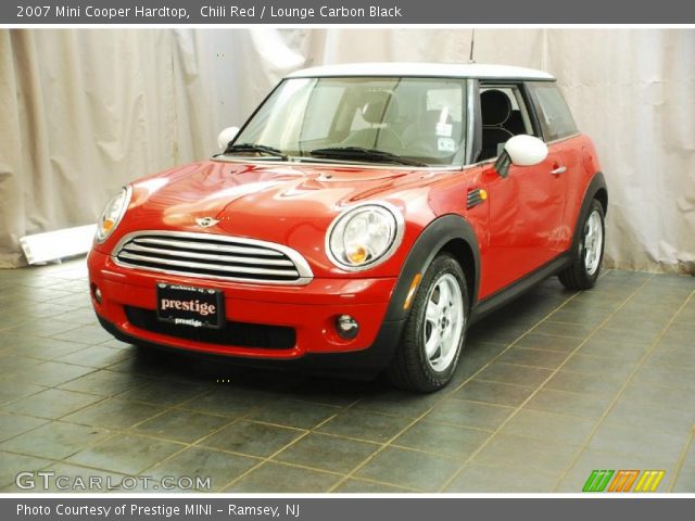 2007 Mini Cooper Hardtop in Chili Red