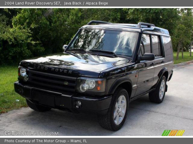2004 Land Rover Discovery SE7 in Java Black