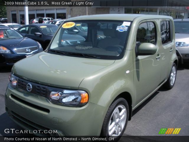 2009 Nissan Cube 1.8 SL in Moss Green