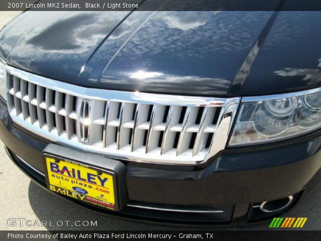 2007 Lincoln MKZ Sedan in Black