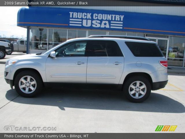 2009 Saturn Outlook XR AWD in Quicksilver
