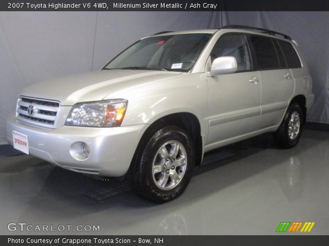 2007 Toyota Highlander V6 4WD in Millenium Silver Metallic