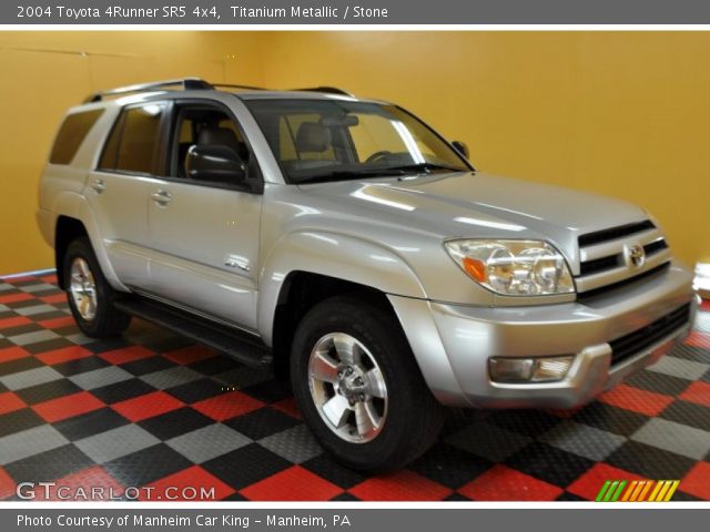 2004 Toyota 4Runner SR5 4x4 in Titanium Metallic