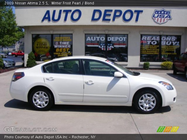 2009 Nissan Altima 2.5 S in Winter Frost Pearl