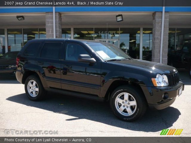 2007 Jeep Grand Cherokee Laredo 4x4 in Black