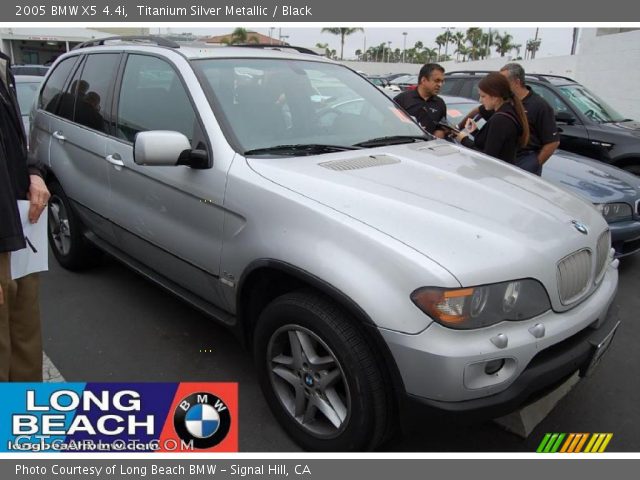2005 BMW X5 4.4i in Titanium Silver Metallic