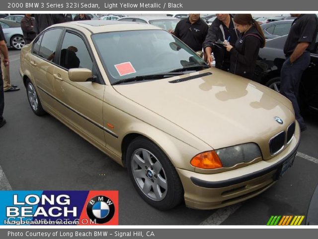 2000 BMW 3 Series 323i Sedan in Light Yellow Metallic