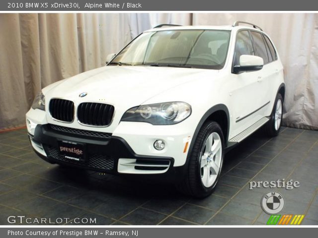 2010 BMW X5 xDrive30i in Alpine White