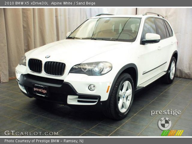 2010 BMW X5 xDrive30i in Alpine White