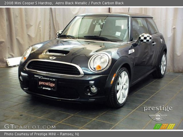 2008 Mini Cooper S Hardtop in Astro Black Metallic