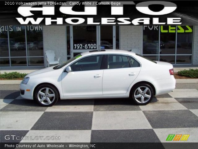2010 Volkswagen Jetta TDI Sedan in Candy White