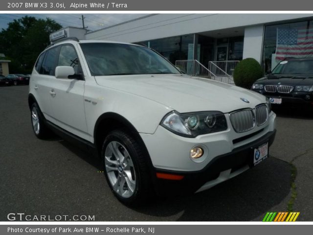 2007 BMW X3 3.0si in Alpine White