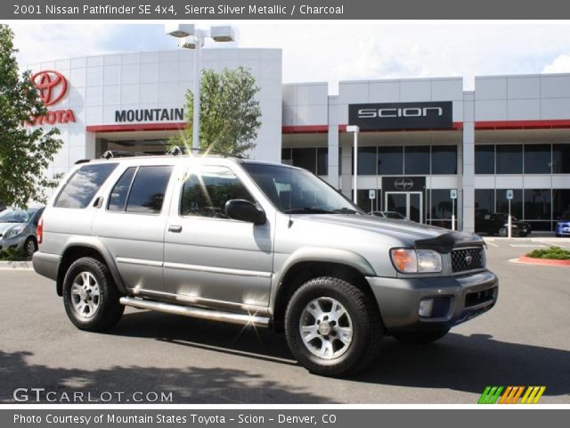 2001 Nissan Pathfinder SE 4x4 in Sierra Silver Metallic