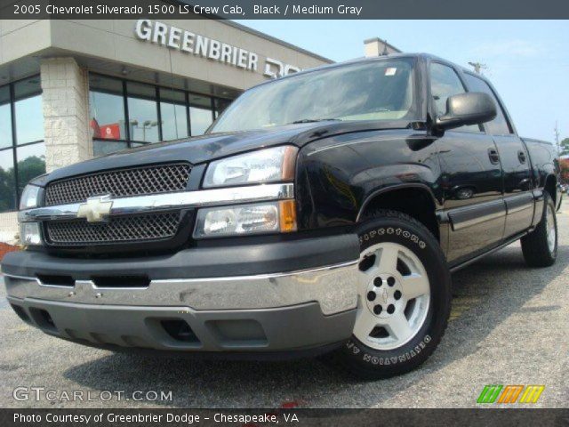 2005 Chevrolet Silverado 1500 LS Crew Cab in Black