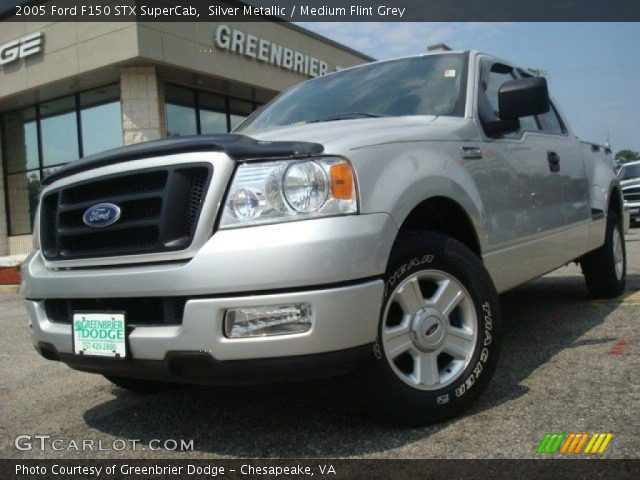 2005 Ford F150 STX SuperCab in Silver Metallic