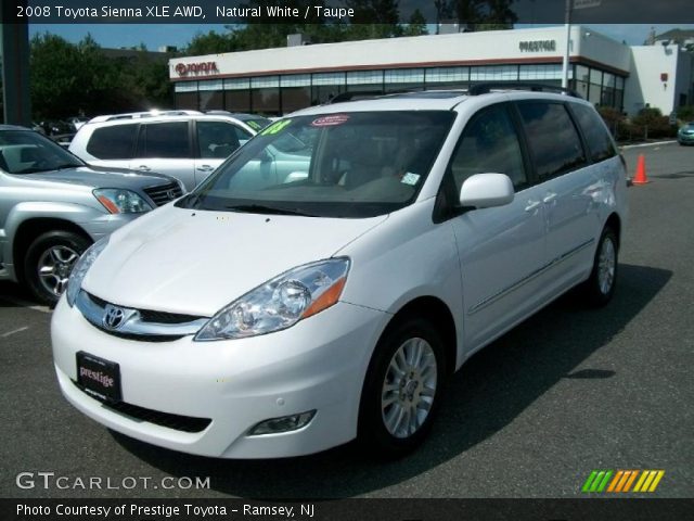 2008 Toyota Sienna XLE AWD in Natural White
