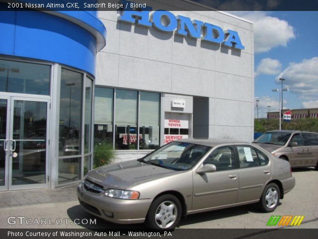 2001 Nissan Altima GXE in Sandrift Beige
