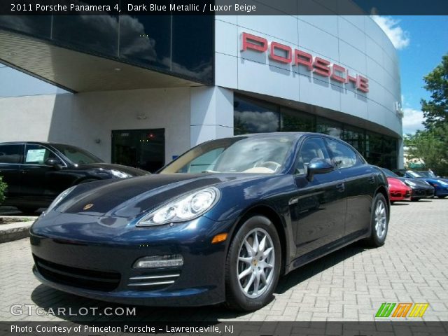 2011 Porsche Panamera 4 in Dark Blue Metallic