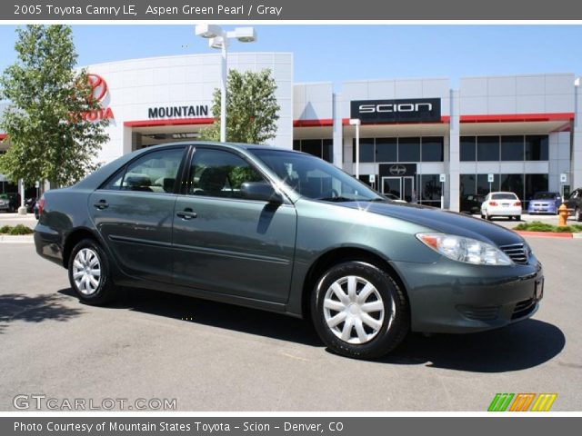 2005 Toyota Camry LE in Aspen Green Pearl