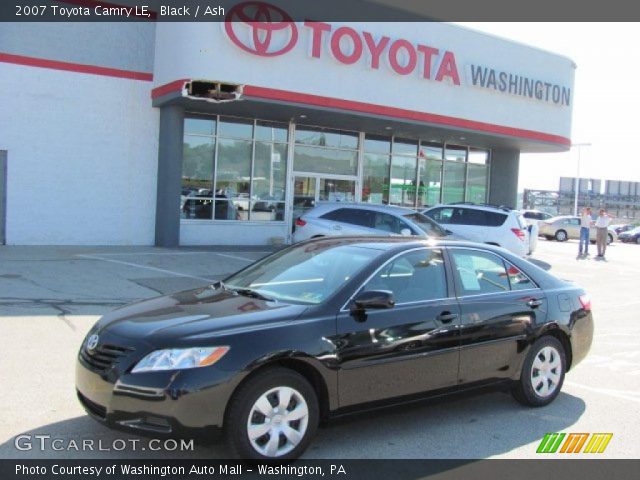 2007 Toyota Camry LE in Black