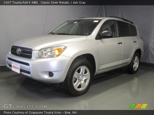 2007 Toyota RAV4 4WD in Classic Silver Metallic