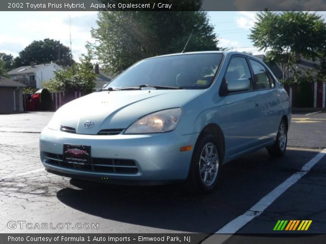 2002 Toyota Prius Hybrid in Aqua Ice Opalescent