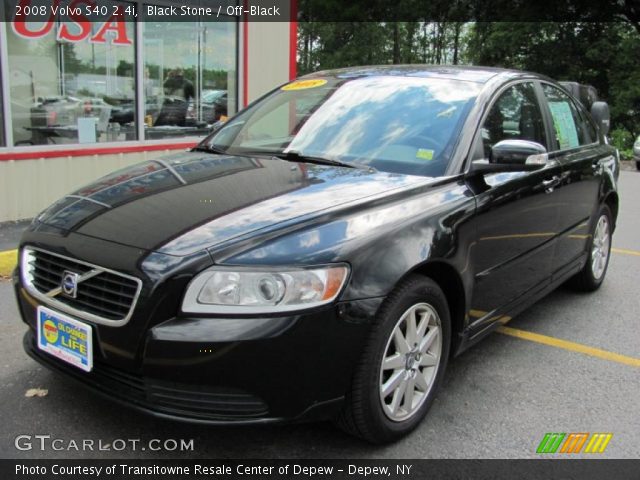 2008 Volvo S40 2.4i in Black Stone
