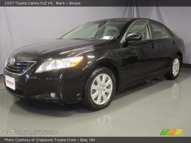 2007 Toyota Camry XLE V6 in Black