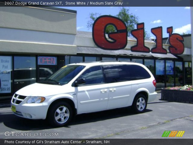 2007 Dodge Grand Caravan SXT in Stone White
