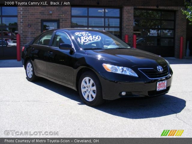 2008 Toyota Camry XLE in Black