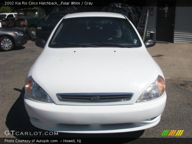 2002 Kia Rio Cinco Hatchback in Polar White