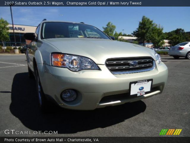2007 Subaru Outback 2.5i Wagon in Champagne Gold Opal