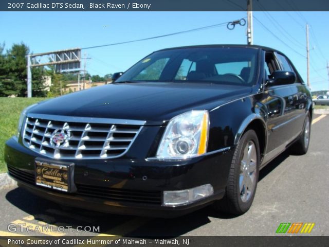 2007 Cadillac DTS Sedan in Black Raven