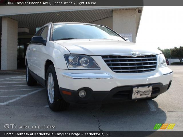 2004 Chrysler Pacifica AWD in Stone White