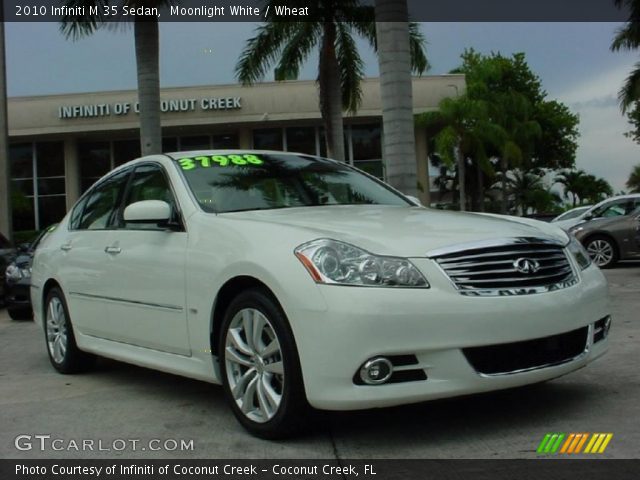 2010 Infiniti M 35 Sedan in Moonlight White