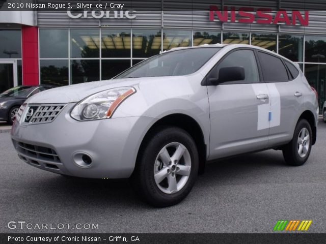 2010 Nissan Rogue S in Silver Ice