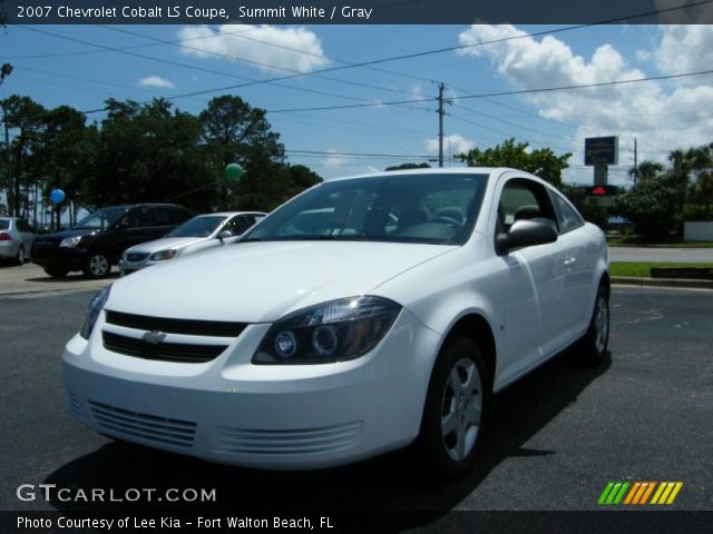 2007 Chevrolet Cobalt LS Coupe in Summit White