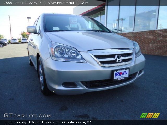 2006 Honda Odyssey EX-L in Silver Pearl Metallic