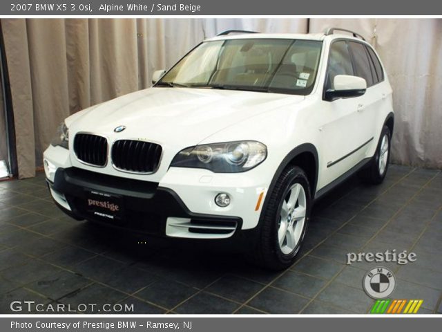 2007 BMW X5 3.0si in Alpine White