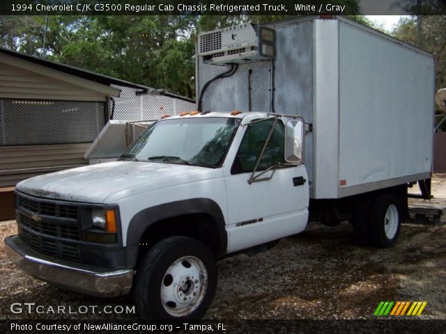 1994 Chevrolet C/K C3500 Regular Cab Chassis Refrigerated Truck in White