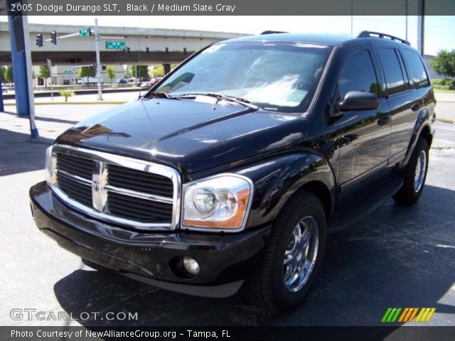 2005 Dodge Durango SLT in Black