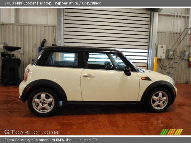 2008 Mini Cooper Hardtop in Pepper White