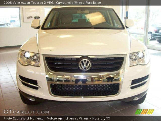 2008 Volkswagen Touareg 2 VR6 in Campanella White